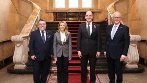 председателят на Народното събрание Рая Назарян на среща с председателя