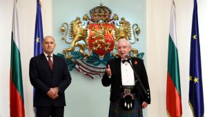 Антъни Лейдън и Румен Радев