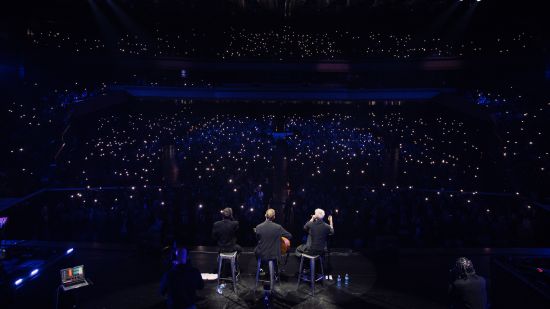 МОЛЕЦ разпродаде две дати в Зала 1 на НДК за предпремиерата на новия си албум “Параклис”