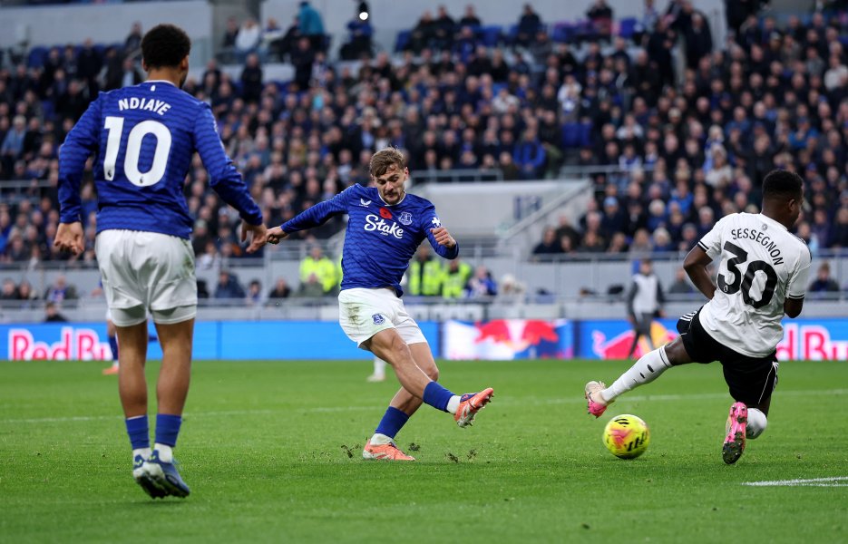 Евертън Фулъм1