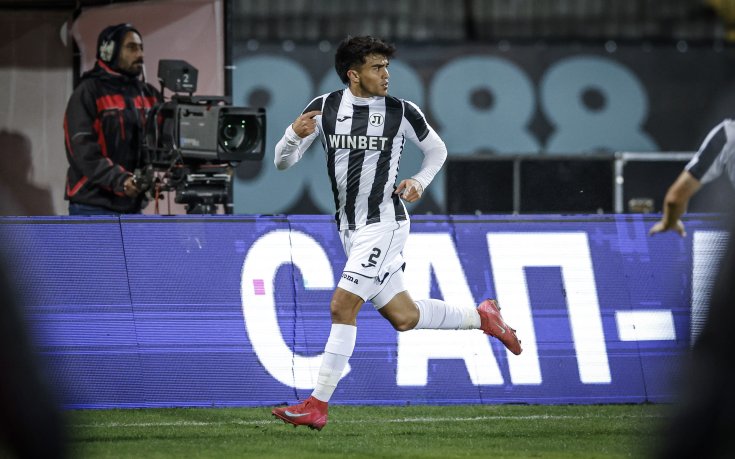 Адриан Кова: Искаме да бъдем на върха в класирането, истинска мечта е да играя за Венецуела