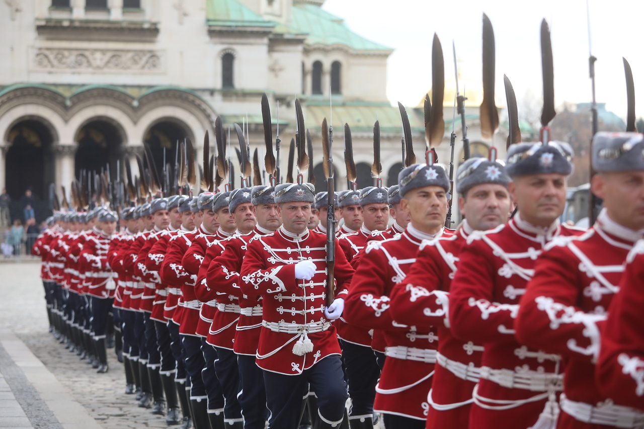 <p>Президентът Радев посрещна ливанския си колега Жозеф Аун в София.</p>