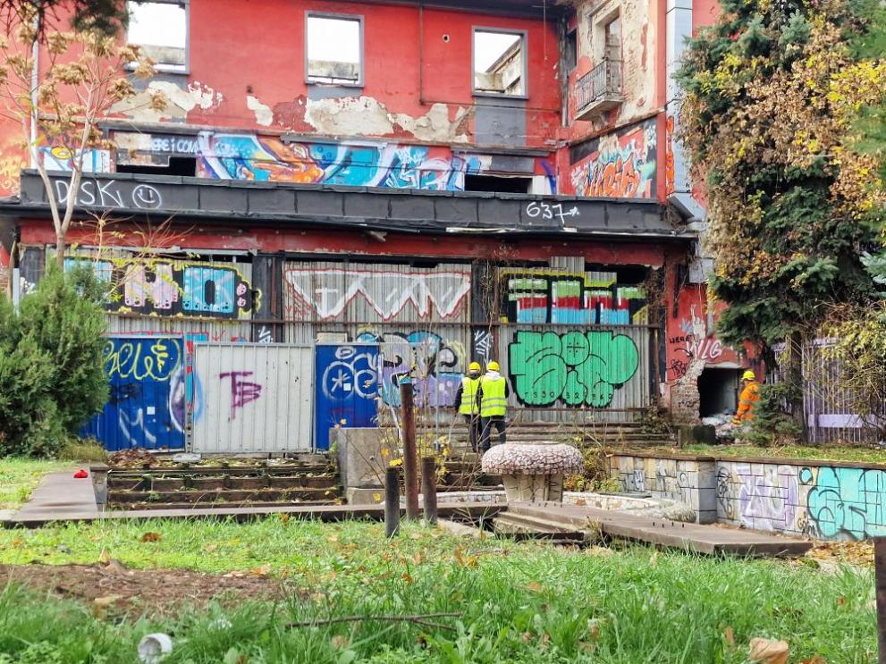 Възраждане историческа сграда