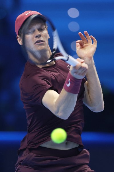 Яник Синер Феликс Оже Алиасим1