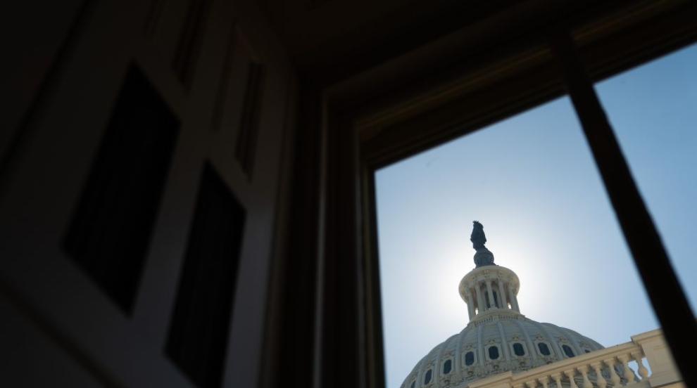 Сенатът на САЩ прие законопроект за слагане на край на бюджетната парализа