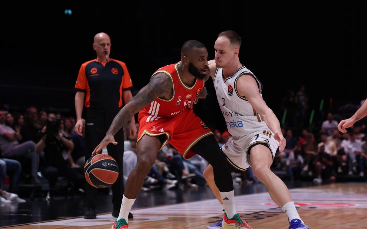 Новак спря отличната серия на Милър-Макинтайър и Цървена звезда в Евролигата