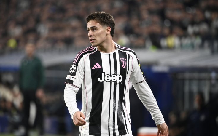 Ювентус сложи на пауза преговорите за нов договор с турската си звезда