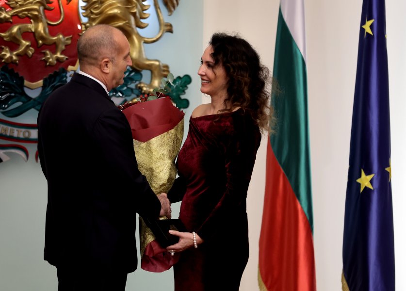 Президентът Румен Радев награди с Почетен знак изявени спортисти1