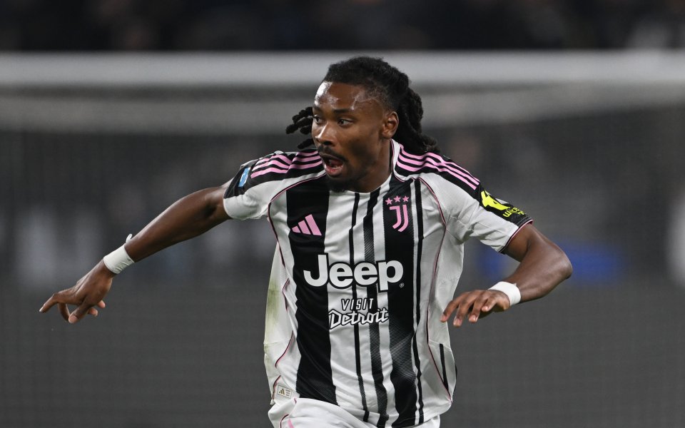 Нов играч се присъедини по спешност към Франция