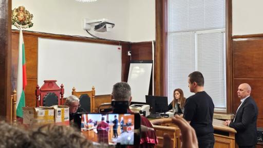 Делото за побоя над шефа на МВР в Русе: Съдът смекчи мерките на двама от обвиняемите