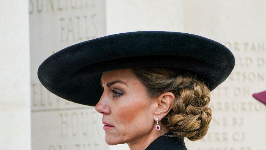 Сладката символика зад обеците на Кейт Мидълтън