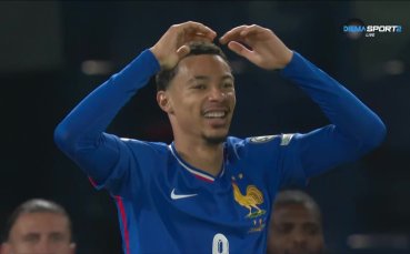 Гредата попречи на Франция и Екитике да реализира втори гол срещу Украйна