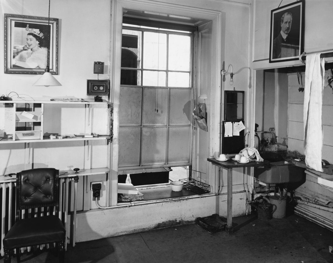 <p>No. 10 Downing Street &ndash; мястото, където световните лидери обсъждат политика и се вземат решения, определящи съдбата на нацията</p>