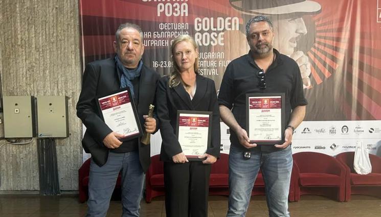 асдса - Режисьорът Стефан Командарев: Намерих заглавието на Made in EU на етикета на дънки