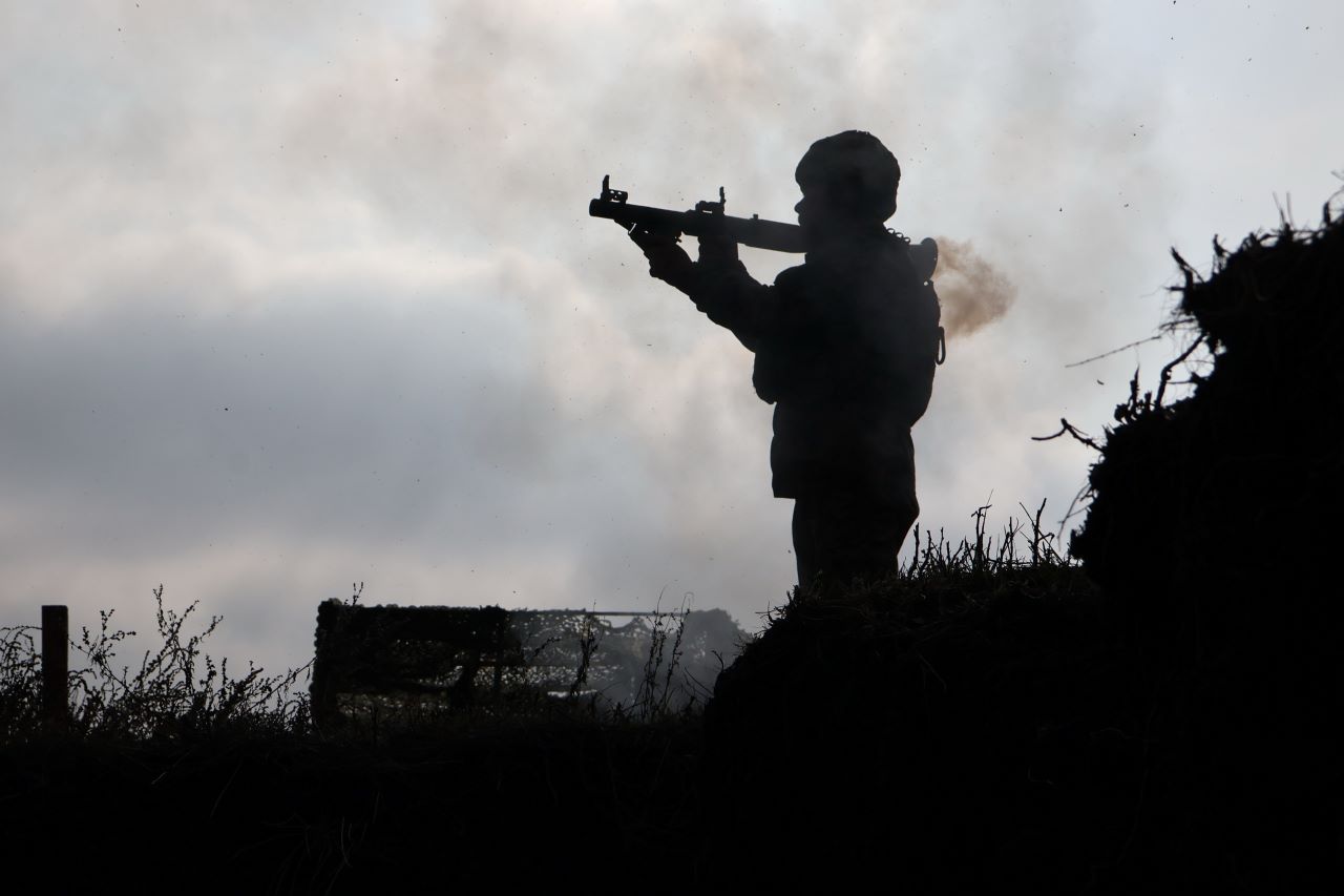 Украйна порази руска рафинерия,  радарната станция и военен влак