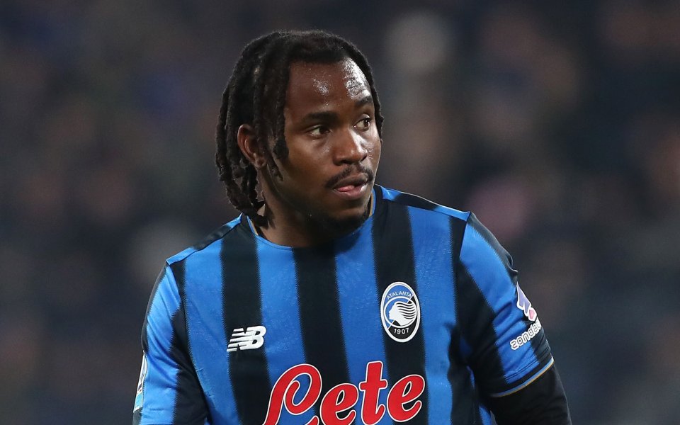 Фенербахче се приближава до Лукман и нападател от Франция