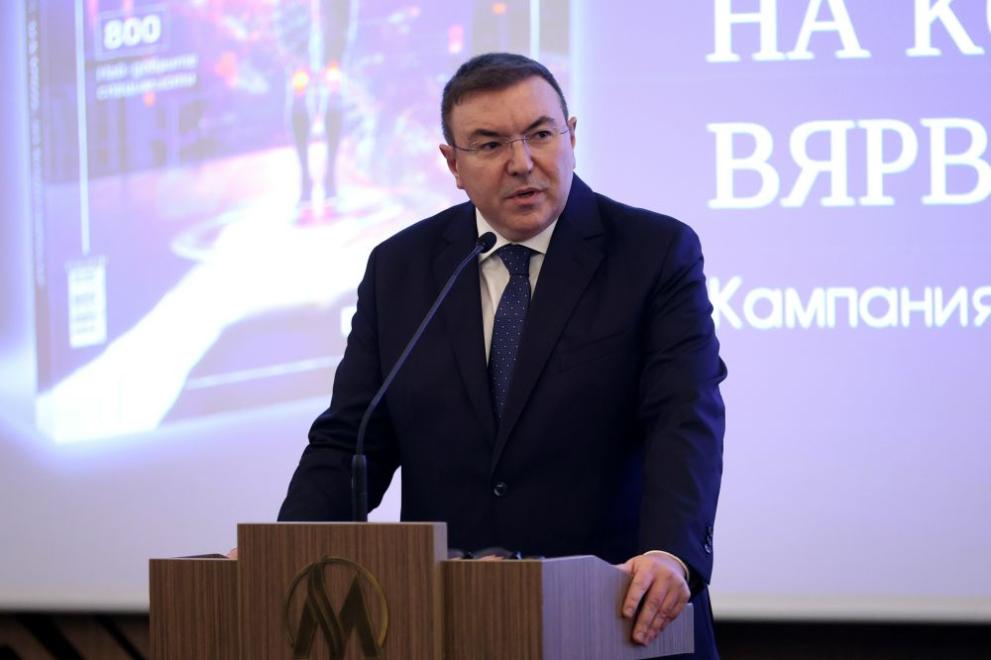 Заплатите за младите лекари вече са гарантирани и няма да