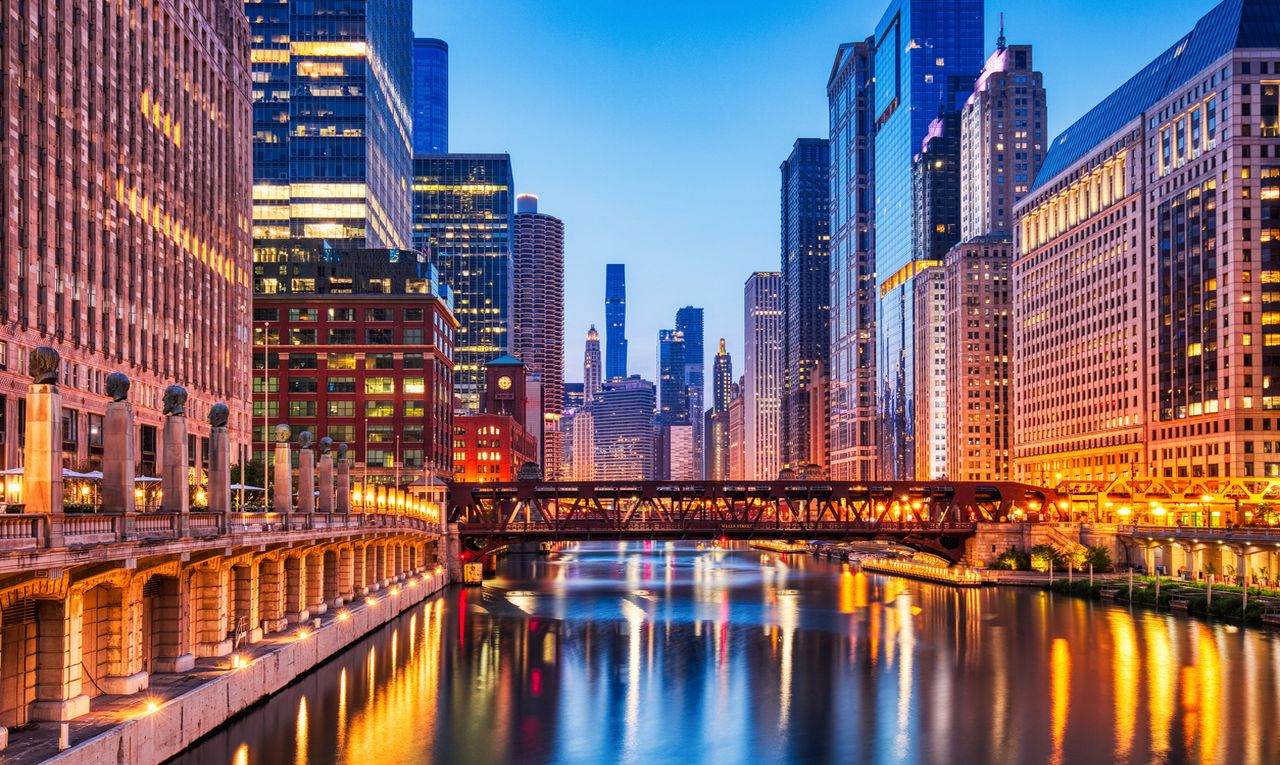 БезГранично: Всичко за бизнесмена и служителя в Чикаго