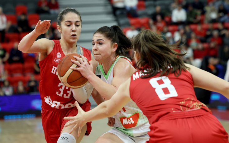 Българските лъвици продължават победния си ход