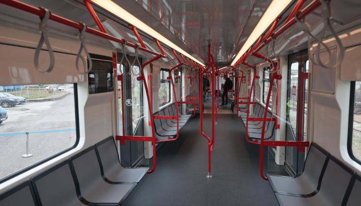 метро мотриси - Метрото до „Левски Г“ потегля на 15 август