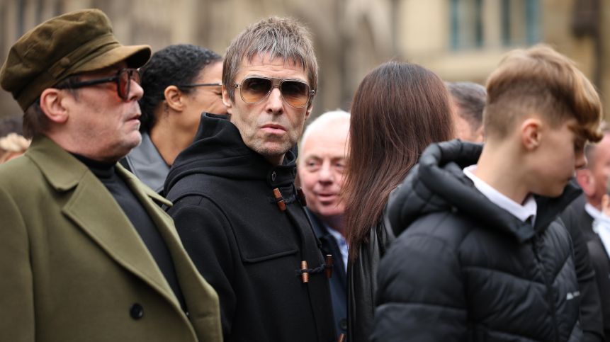 Gary Mani Mounfield and Liam Gallagher
