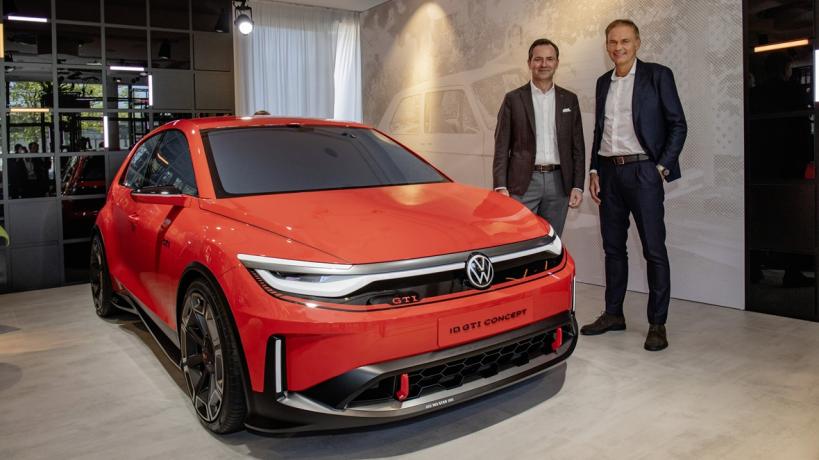 Оливер Блуме