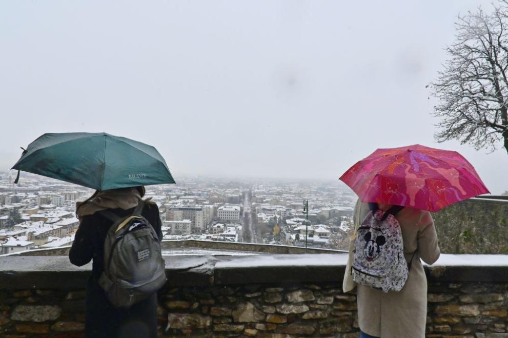  Италия сняг 