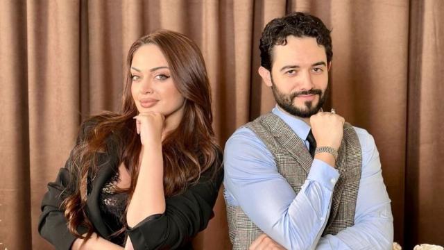 Искрата: С Дара Екимова сме двойка, целунахме се на технопарти (ВИДЕО)