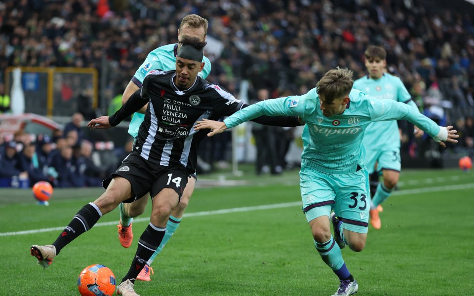 Болоня срази Удинезе, Каляри и Дженоа си вкараха шест гола