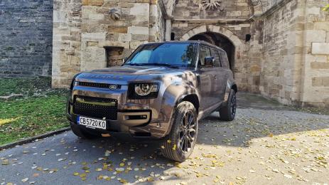 Land Rover Defender Octa