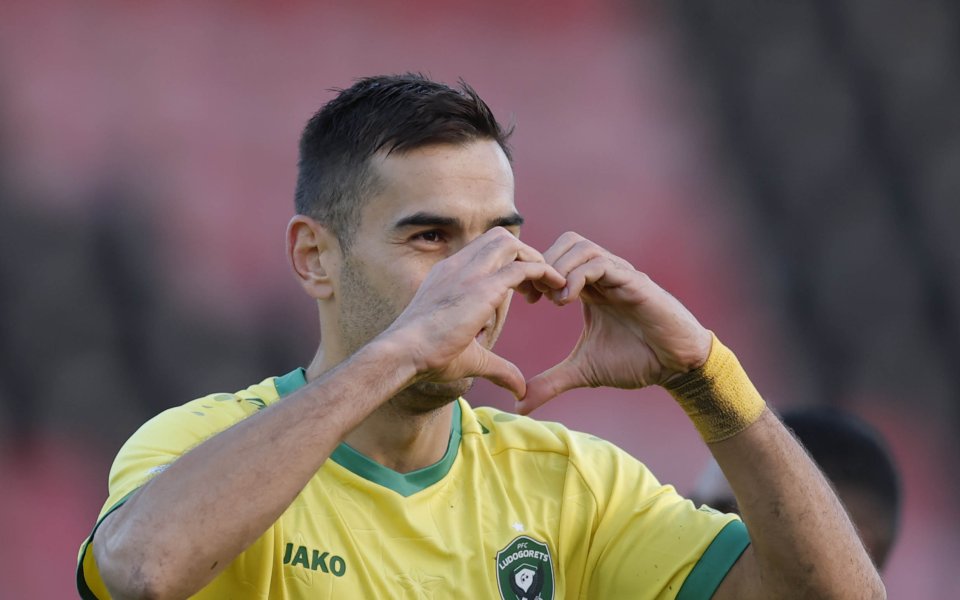 Лудогорец с успех над Септември в първия мач на Пер-Матиас Хьогмо