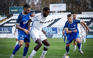 Славия без четирима във Враца