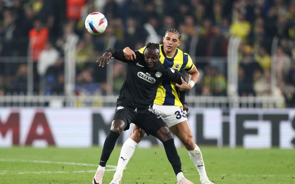 Гол на бивш нападател на ЦСКА не спря Фенербахче за страхотен обрат