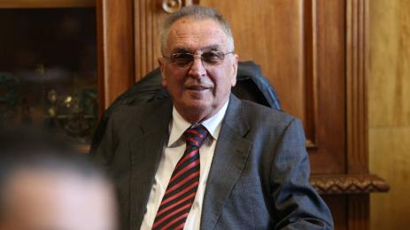 Владо Перев