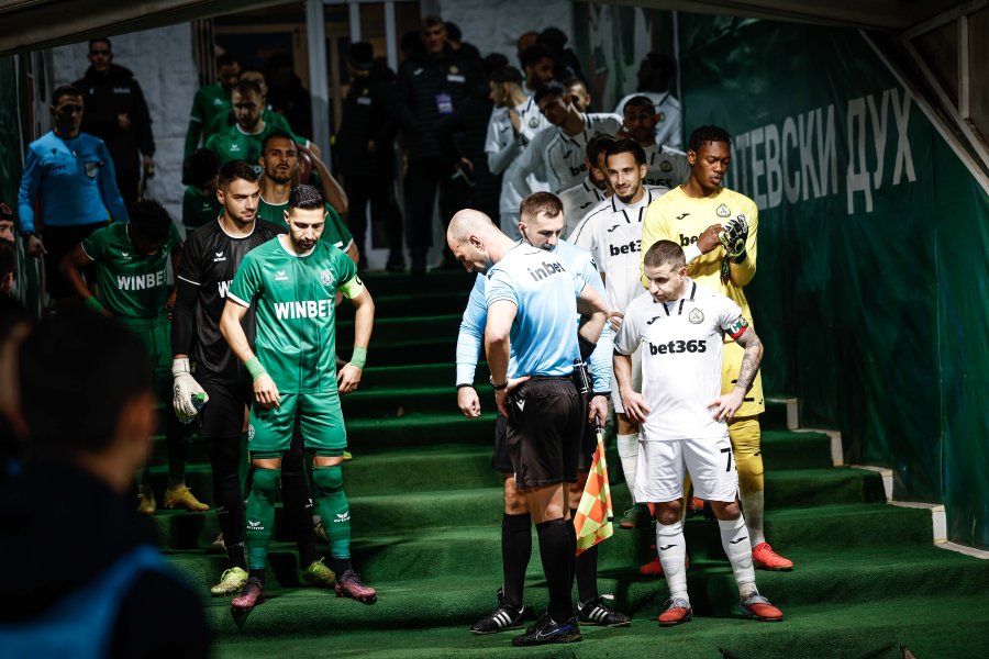 Ботев Враца Славия1