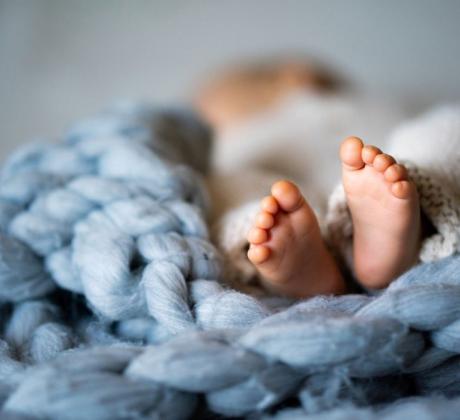 Първа рожба близнаци бебе №3 – и поредицата от щастливи