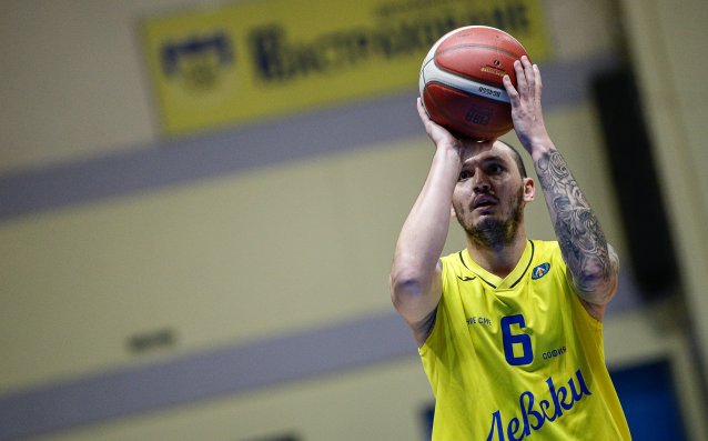 Берое мина с лекота през Левски в НБЛ