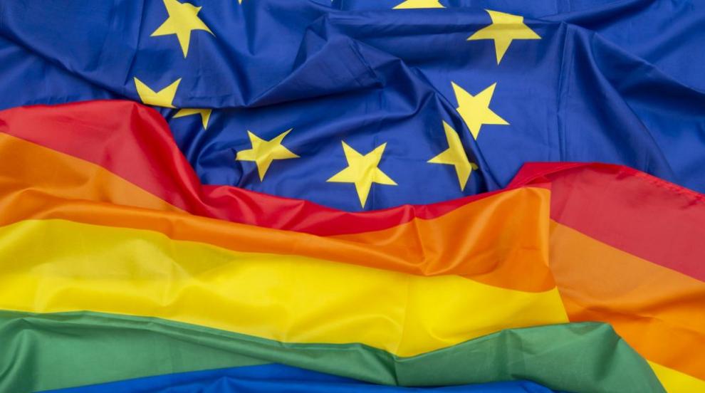 Съдът на ЕС: Държавите членки трябва да признават гей бракове, сключени в други страни от Съюза