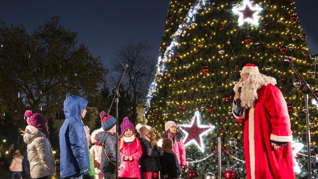 Пловдив запалва коледните светлини на 1 декември