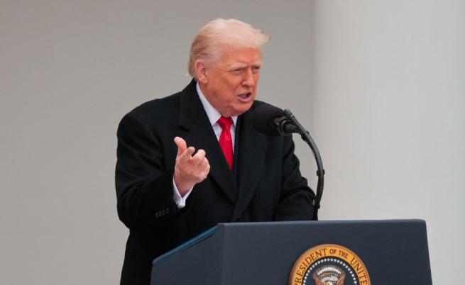 Неороялизъм: Мечтата на Тръмп за неограничена власт