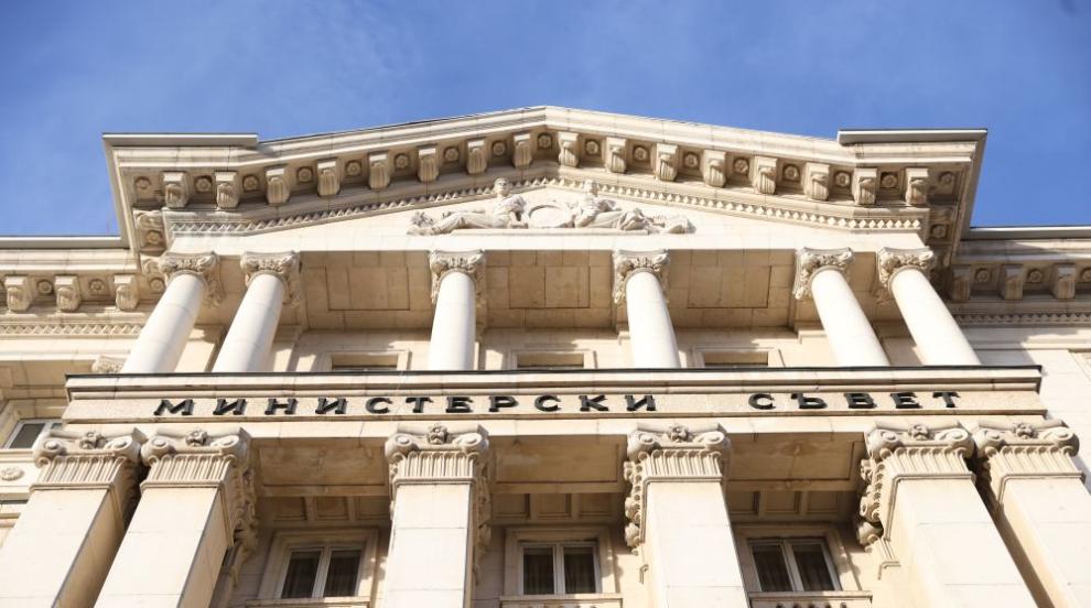 Турбулентен политически вторник: Властта се отказа от бюджета, според опозицията – твърде късно