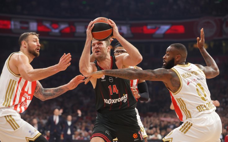 Страхотен Милър-Макинтайър и Цървена звезда надхитриха Везенков и Олимпиакос