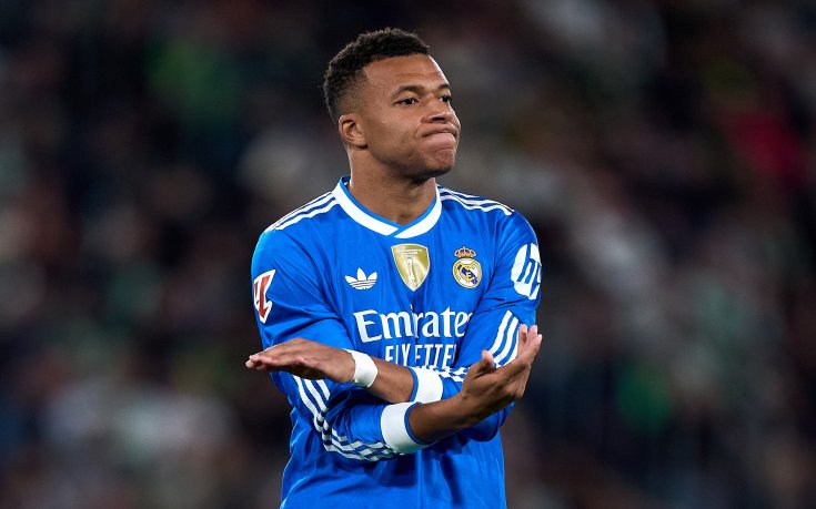 Невероятен хеттрик донесе победа на Реал в голов спектакъл в Пирея