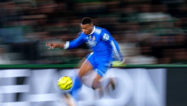 Мбапе - Общо 15 гола спряха дъха в Париж и Пирея