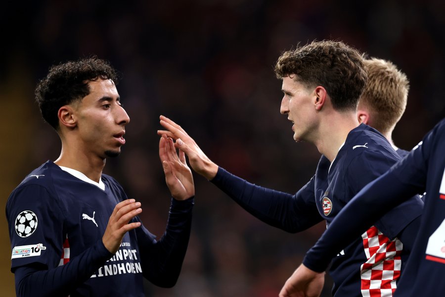 Ливърпул ПСВ Айндховен1