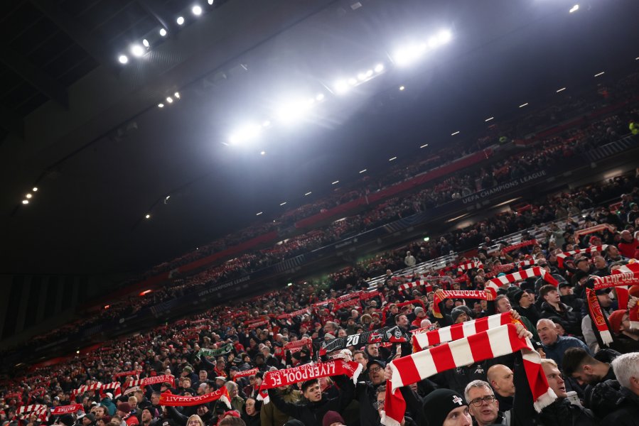 Ливърпул ПСВ Айндховен1