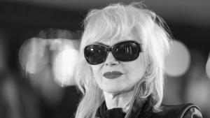 Почина модната дизайнерка Пам Хог