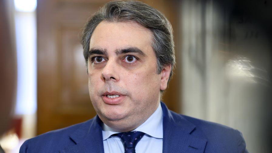 Асен Василев: Радваме се, че този пагубен за страната бюджет ще бъде оттеглен и преработен