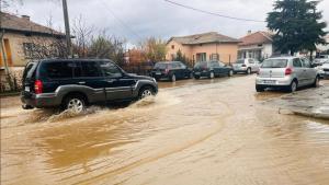 Бедстено положение в общините Петрич и община Сандански В Петрич се изляха между 20