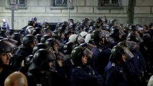 Полиция протест